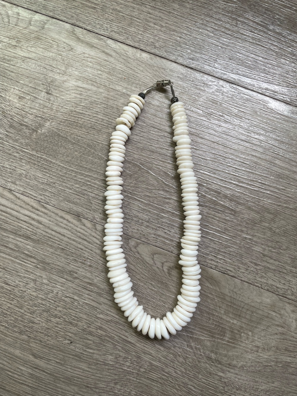 VINTAGE HAWAIIAN Genuine PUKA SHELL Necklace Large 19mm 18" long 138g 4.80oz